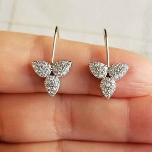New 925 Silver Diamond Flower Hook Earrings for Women